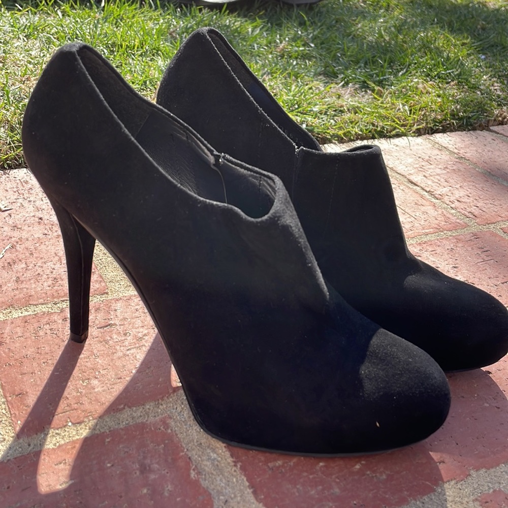 Stuart Weitzman For Scoop Platform Boot Heels - image 2